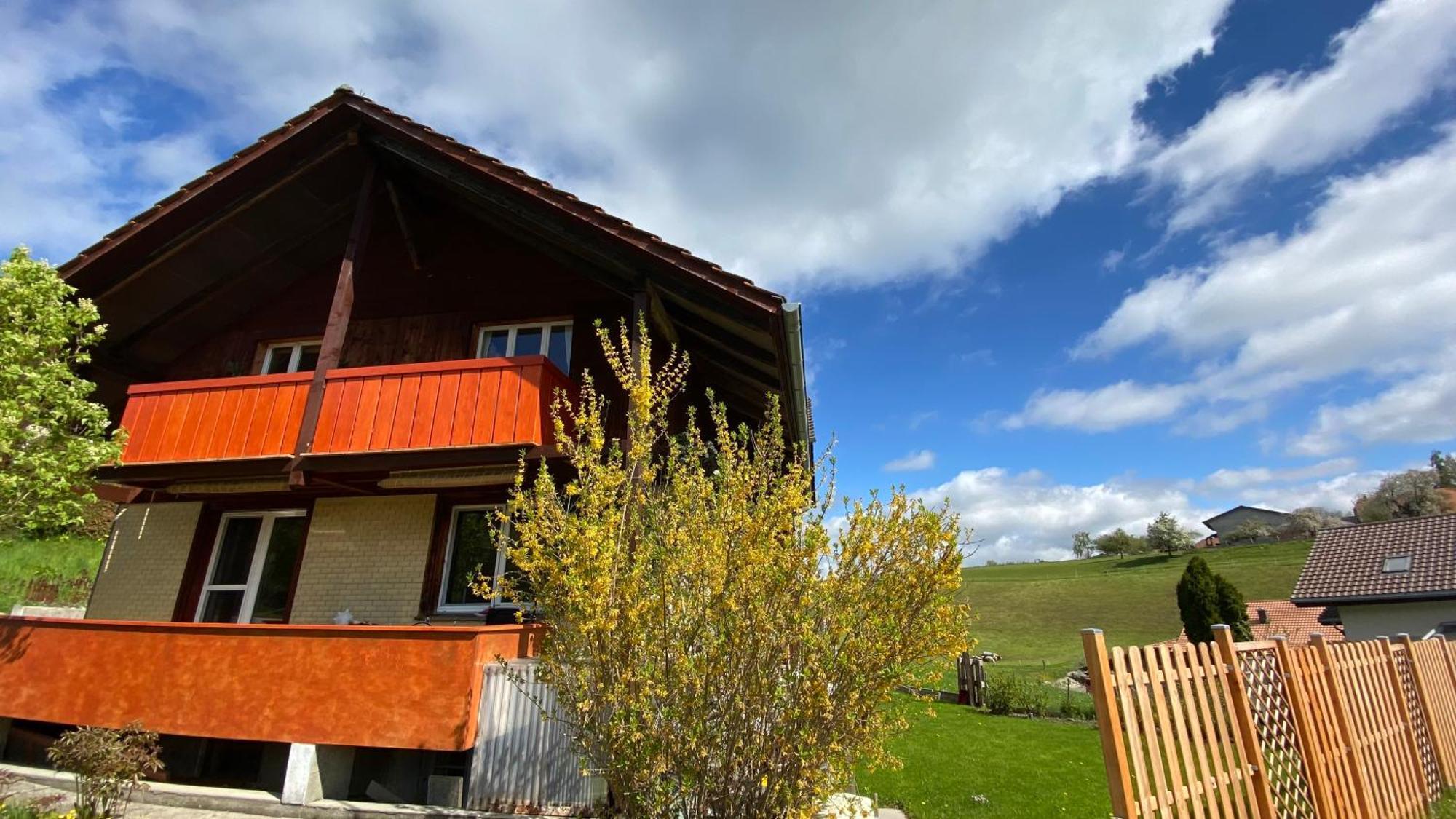Naturnahe Familienwohnung Ruschegg Extérieur photo